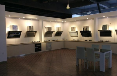 電商沖擊下，廚衛(wèi)五金實(shí)體零售商的破局之道